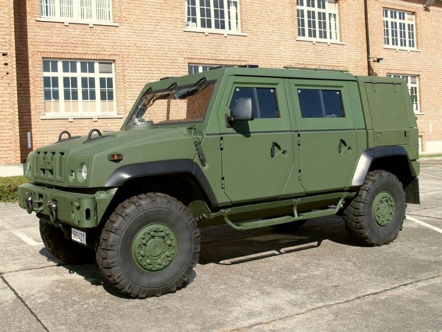  Iveco Lince LMV 2001 года  (фото 1 из 9)